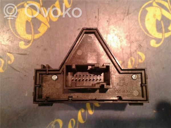 Hazard light switch   13189529,76178339PINES