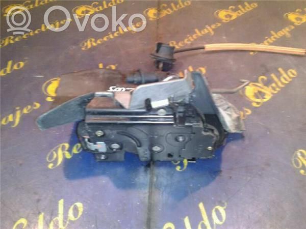 Audi A4 S4 B6 8E 8H Galinių durų spyna 