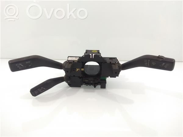 Volkswagen PASSAT B6 Light switch 