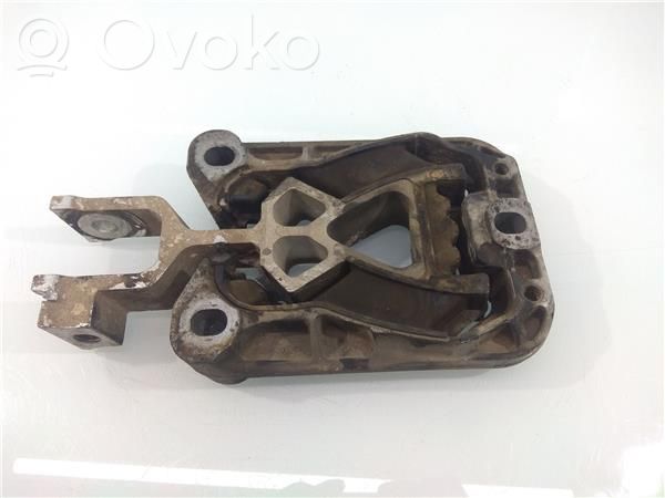 Ford Focus Engine mount bracket 