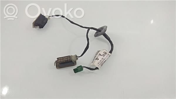 Éclairage de plaque d'immatriculation   6M2A13550AC