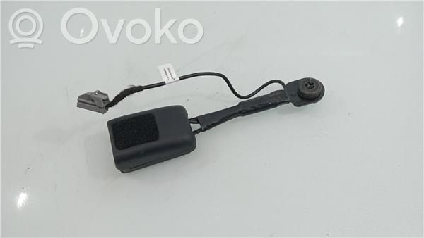 Tesla Model Y Sicherheitsgurt vorne 
