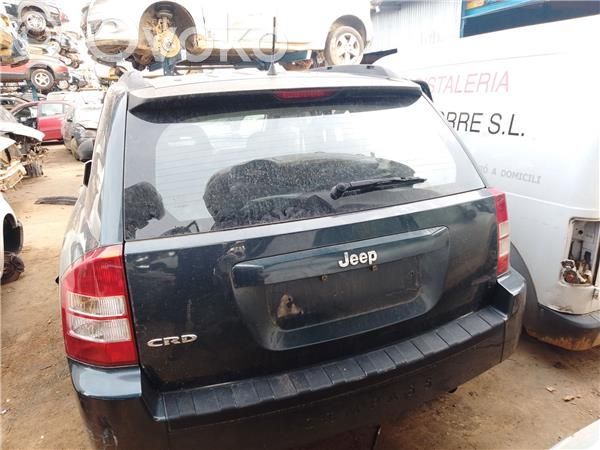 Back/rear loading door   1J8FFCTY87D355287