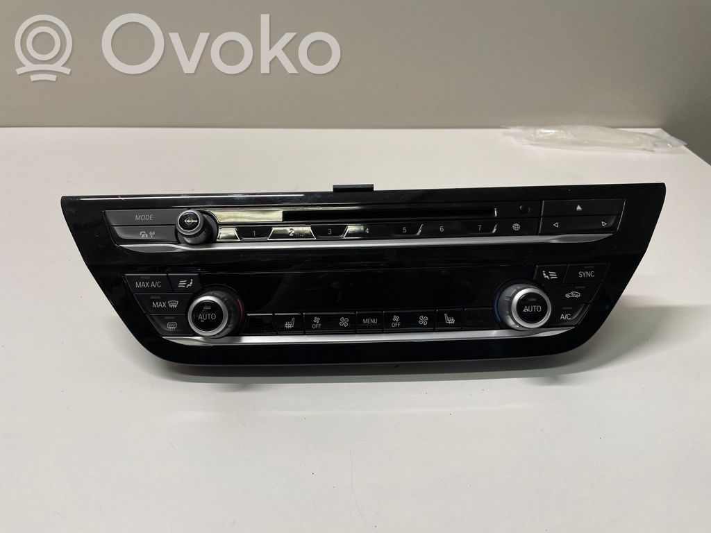 BMW 5 G30 G31 G38 Climate control unit 