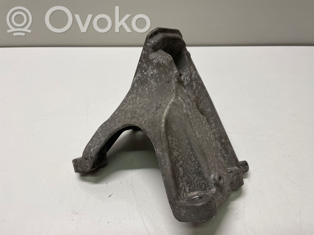 Audi A6 S6 C6 4F Engine mounting bracket 