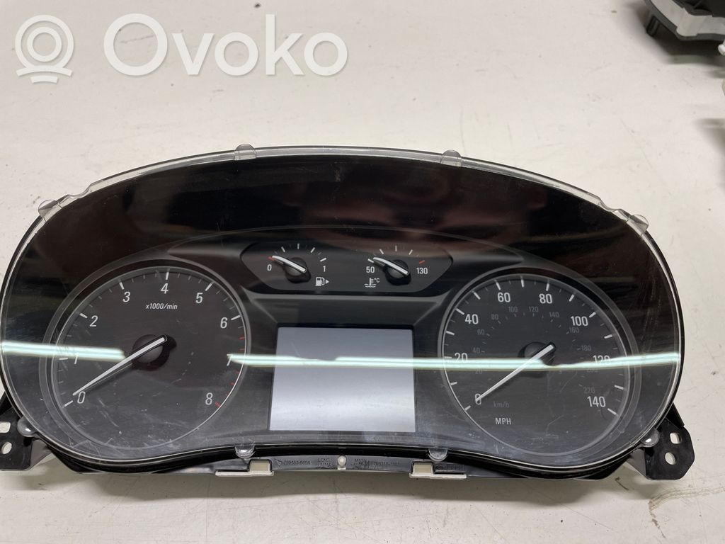 Opel Mokka X Speedometer (instrument cluster) 
