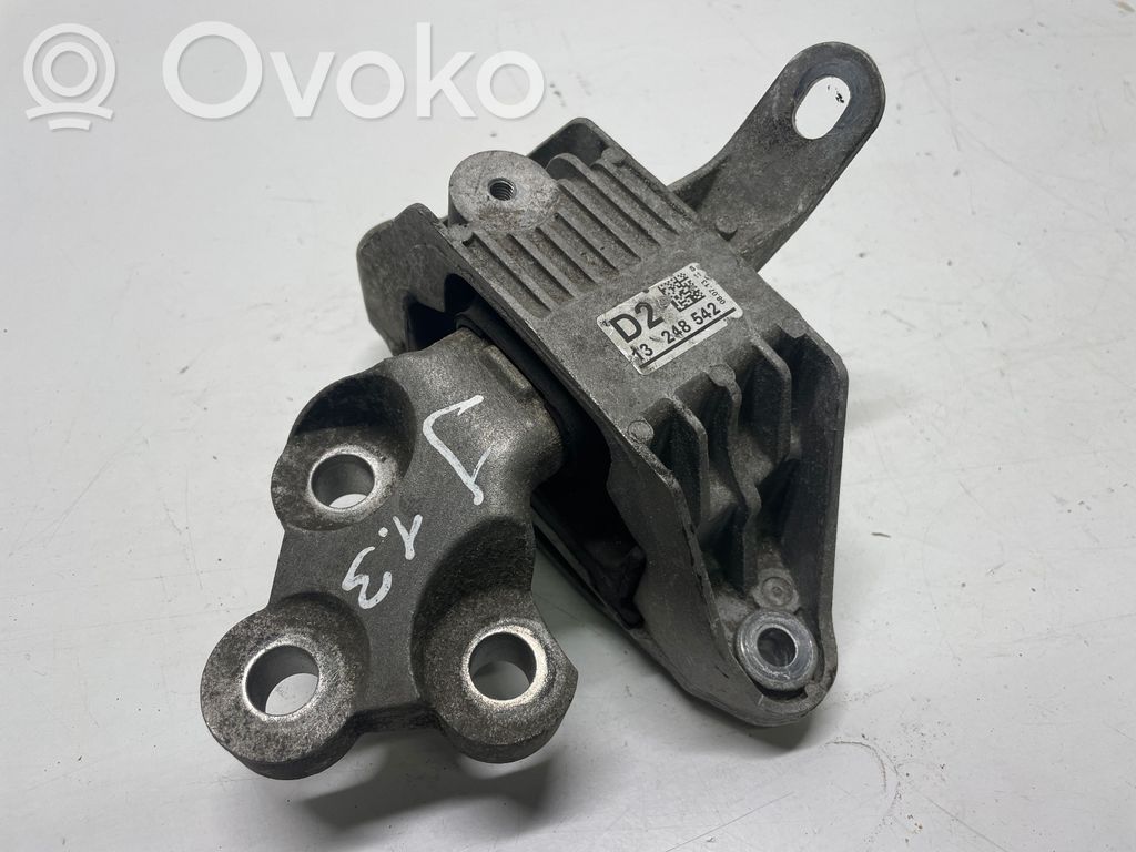 Engine mount bracket   13248542
