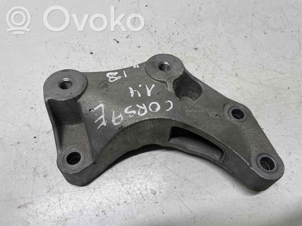 Opel Corsa E Gearbox mounting bracket 