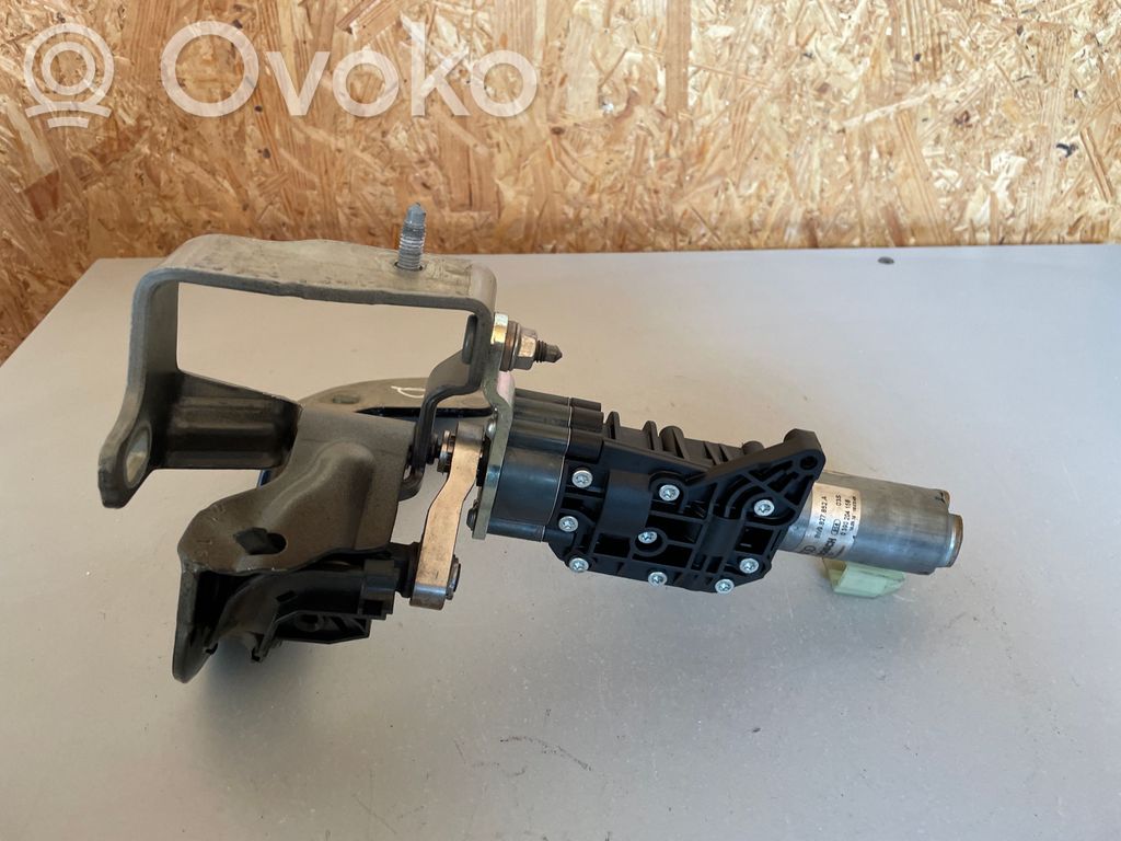 Audi A4 S4 B9 Tailgate hydraulic set 