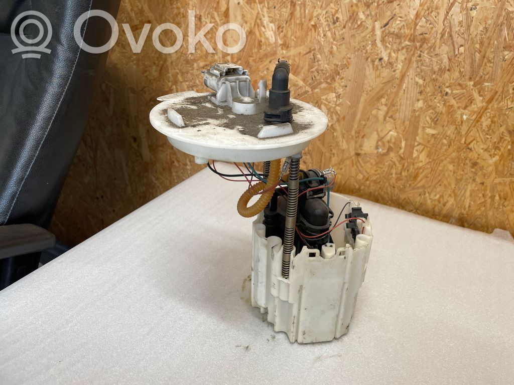 Opel Astra J In-tank fuel pump 