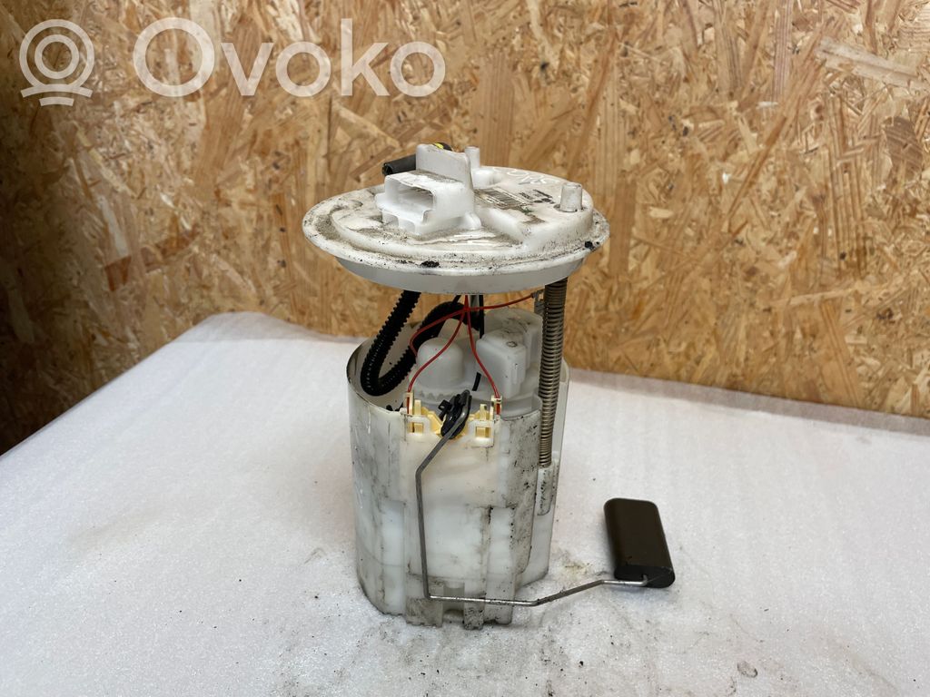 Opel Corsa E Bomba interna de combustible 