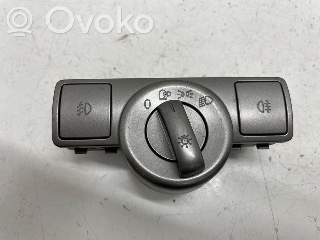 Volkswagen Phaeton Light switch 