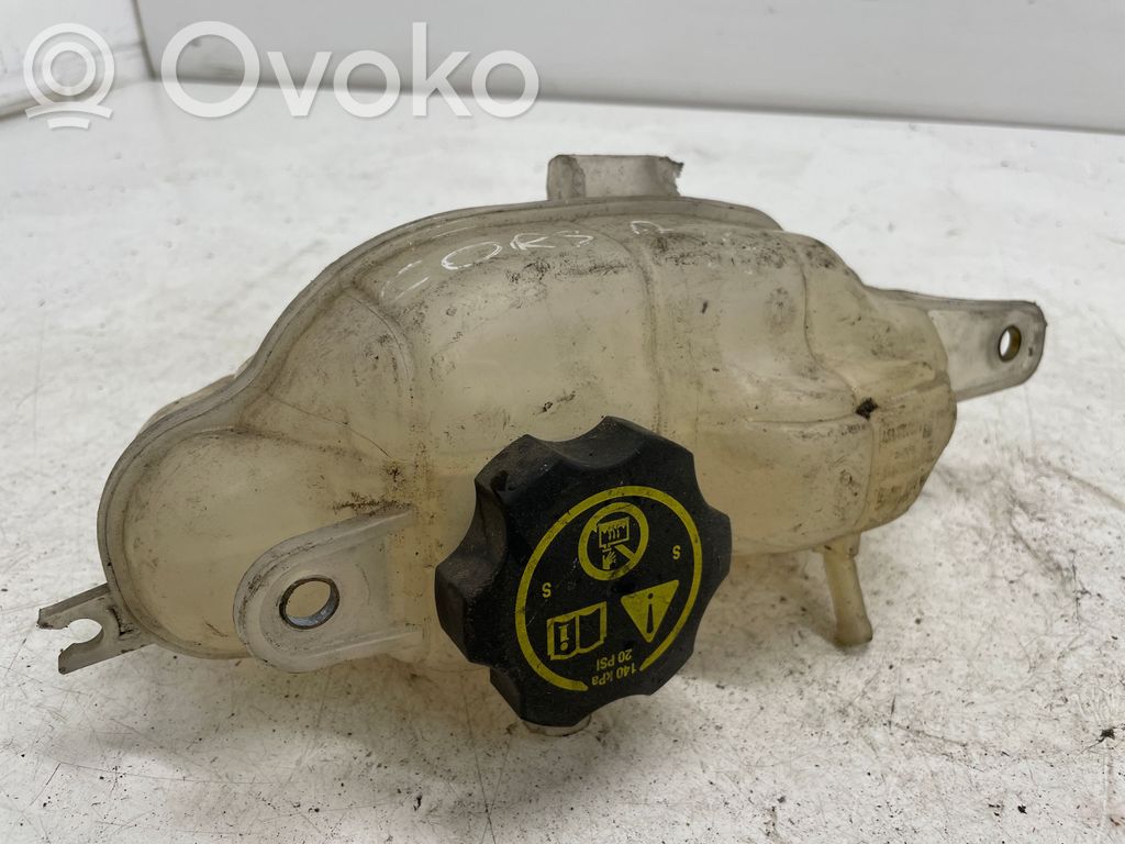 Opel Corsa D Aušinimo skysčio išsiplėtimo bakelis 