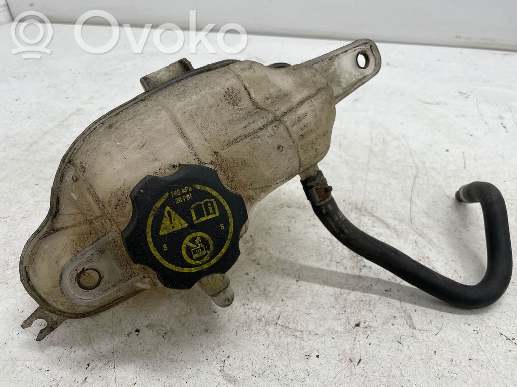 Opel Corsa D Aušinimo skysčio išsiplėtimo bakelis 