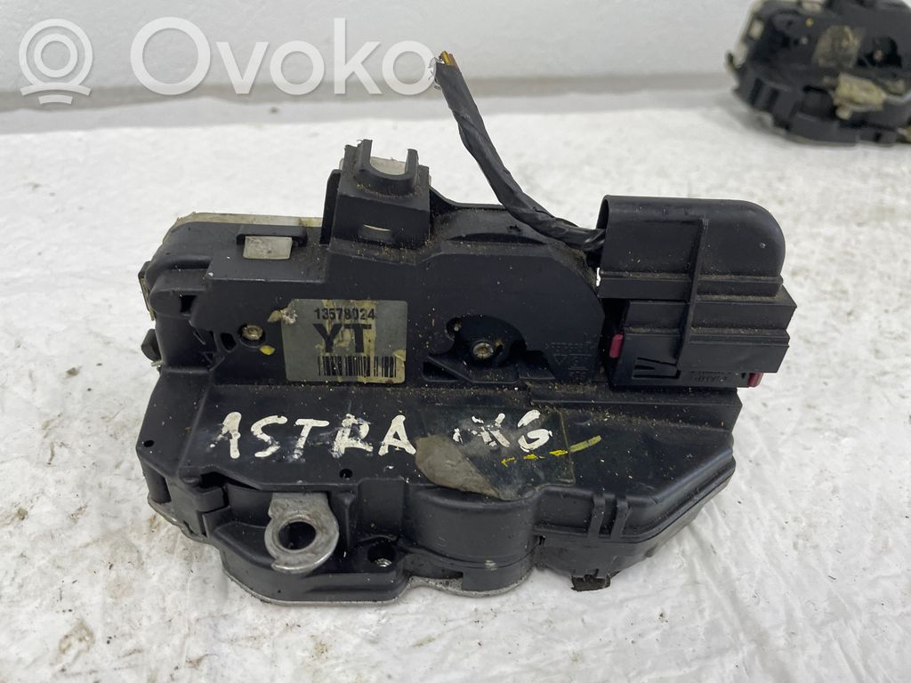 Opel Astra J Takaoven lukko 