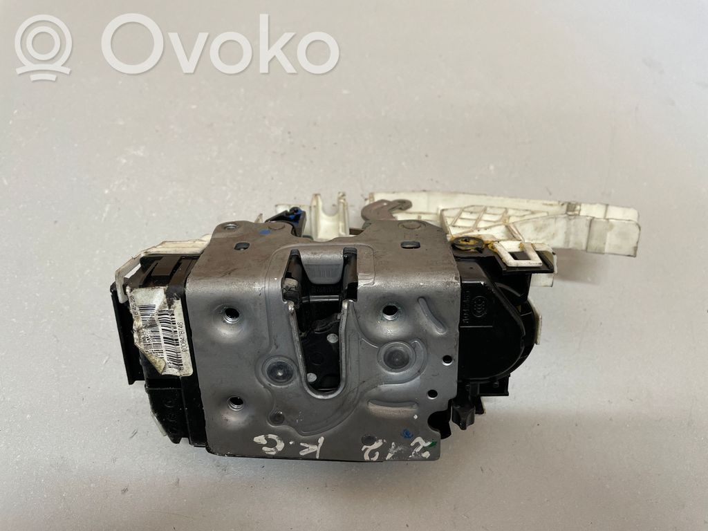 Mercedes-Benz E W212 Rear door lock 