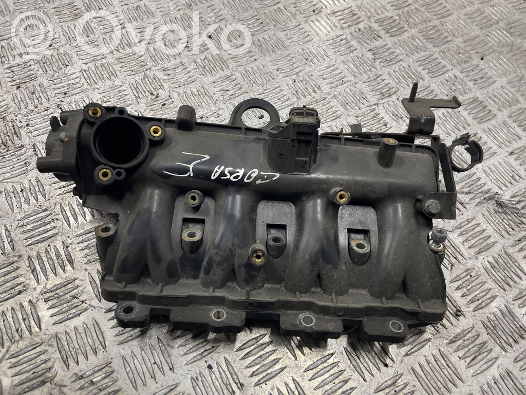 Opel Corsa E Kolektorius įsiurbimo 