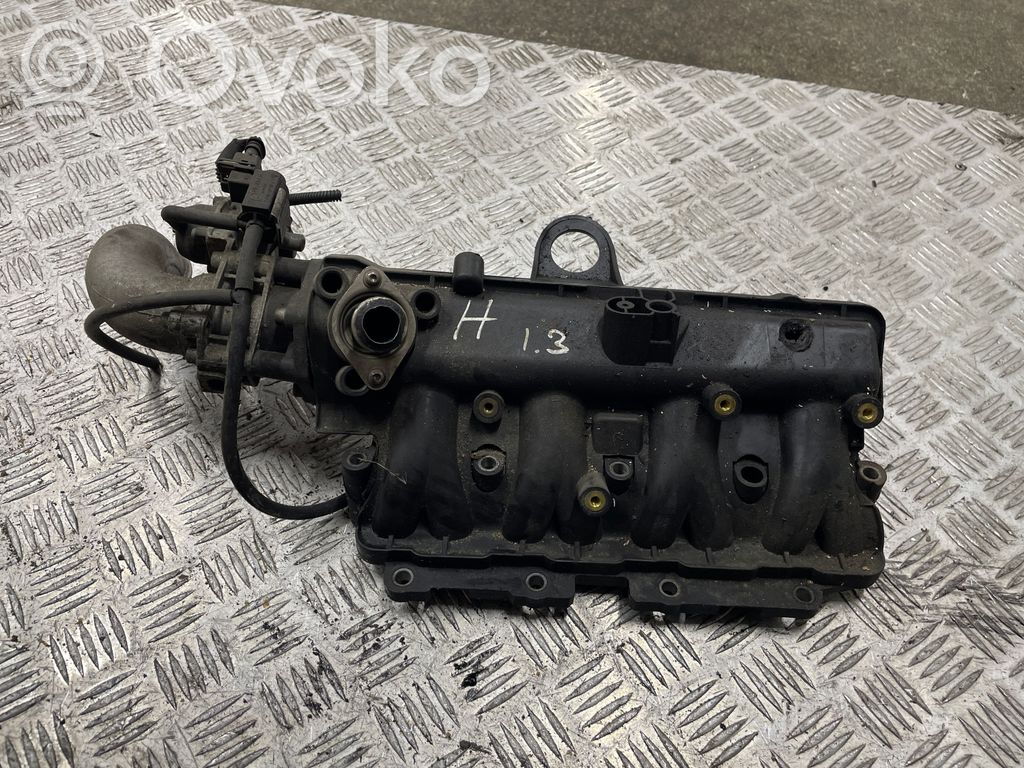 Opel Astra J Kolektorius įsiurbimo 