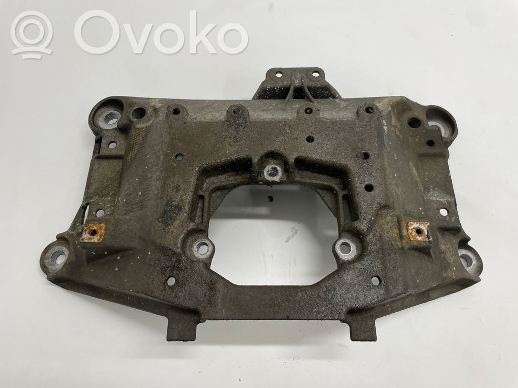 Audi A4 S4 B8 8K Pārnesumkārbas stiprinājuma kronšteins 