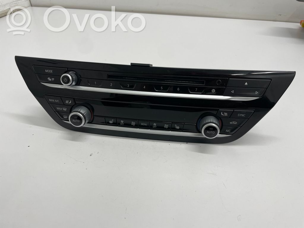 BMW 5 G30 G31 G38 Climate control unit 