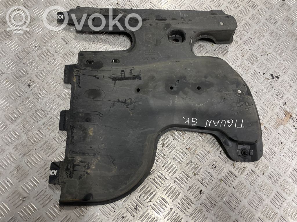 Volkswagen Tiguan Osłona boczna podwozia 