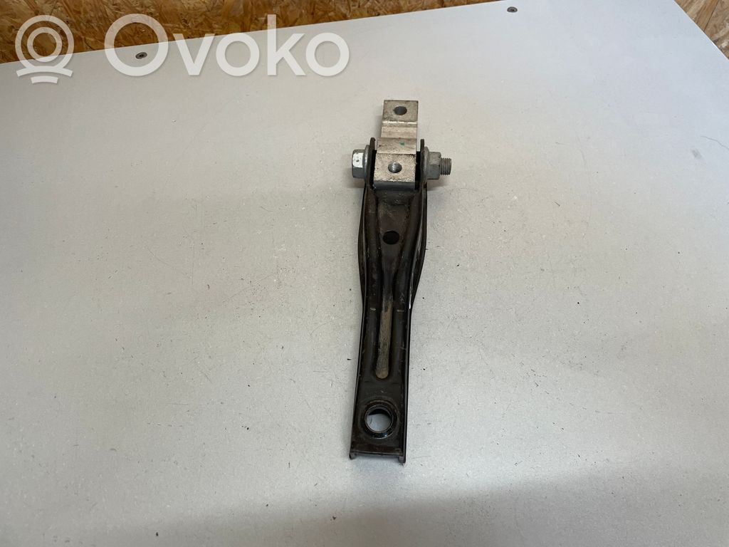 Audi A3 S3 8V Engine mounting bracket 