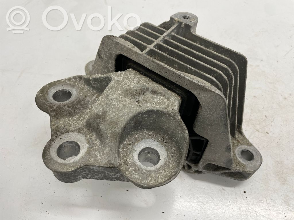 Opel Insignia B Engine mount bracket 