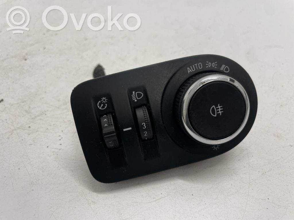 Opel Astra K Light switch 