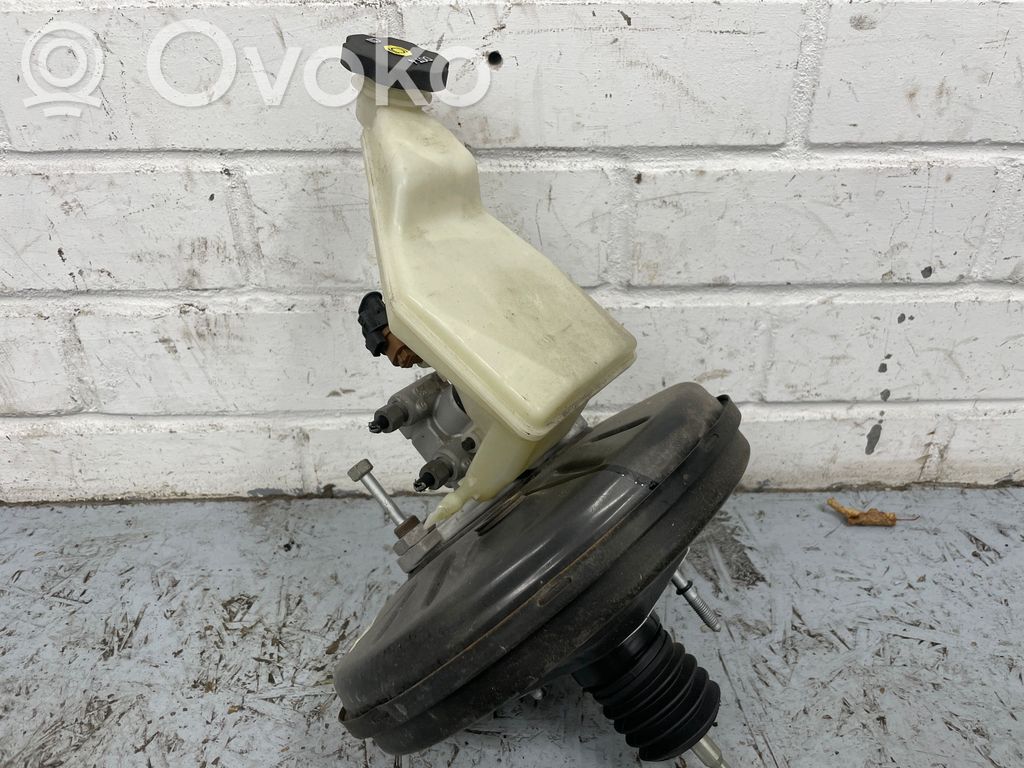 Opel Astra K Jarrutehostin 