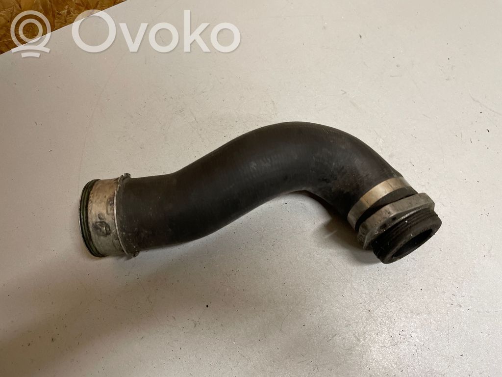 BMW 1 E82 E88 Interkūlera šļūtene (-es) / caurule (-es) 
