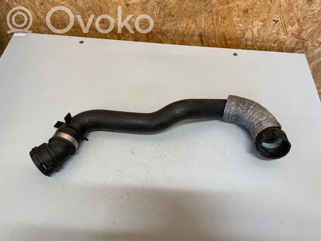 BMW 3 E90 E91 Engine coolant pipe/hose 