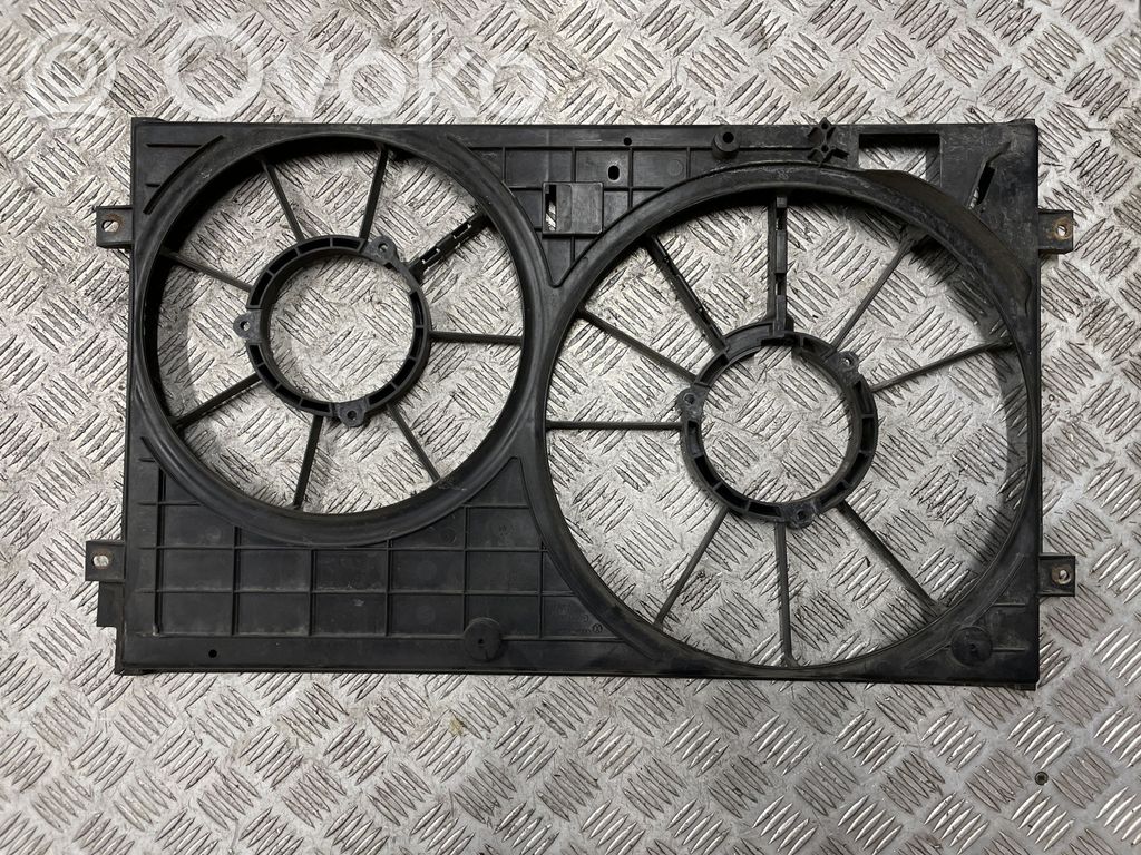 Volkswagen Golf V Диффузор 