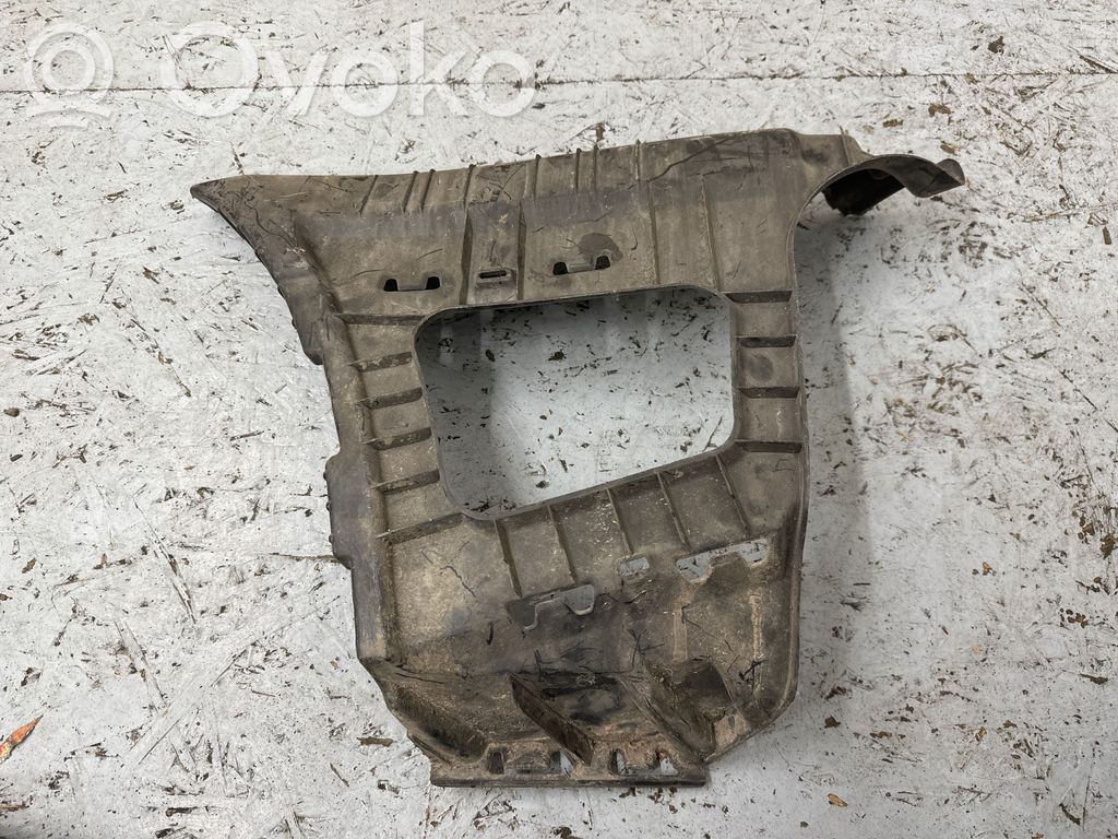 Rear bumper mounting bracket   3400943
