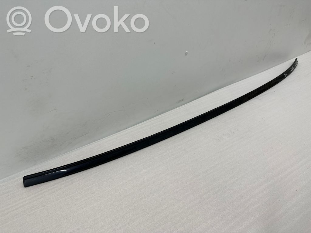 Katon muotolistan suoja   7070195