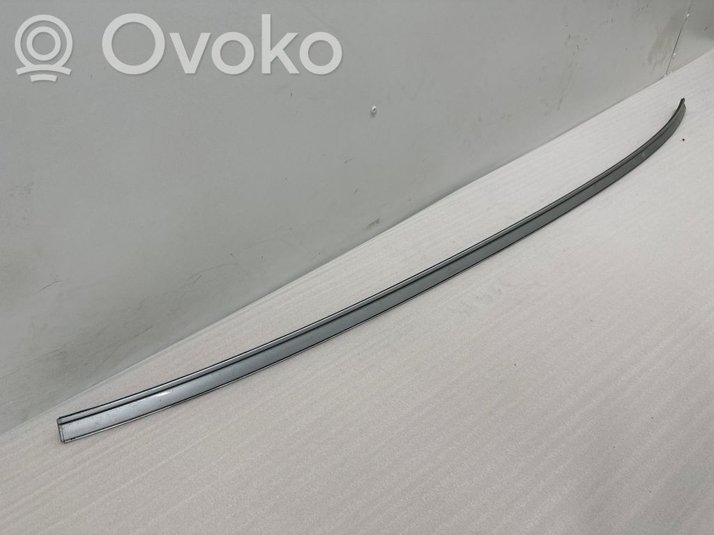 Katon muotolistan suoja   7070195