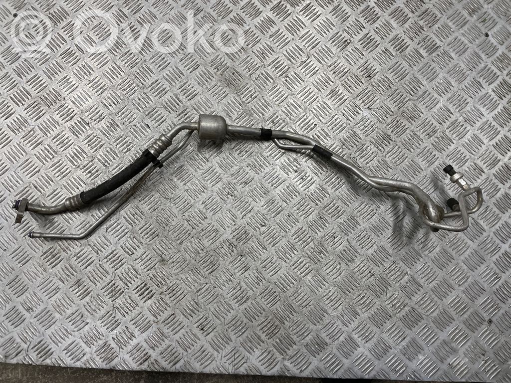 Opel Corsa E Ilmastointilaitteen putki (A/C) 