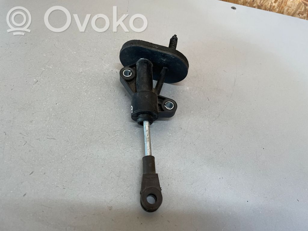 Opel Corsa E Kytkimen apusylinteri 