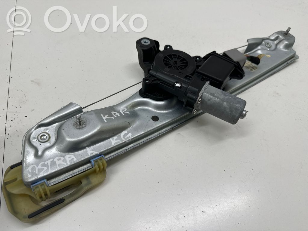 Opel Astra K Elektryczny podnośnik szyby drzwi tylnych 