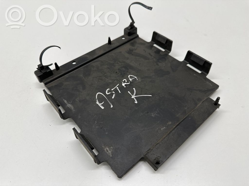 Opel Astra K Engine control unit holder 