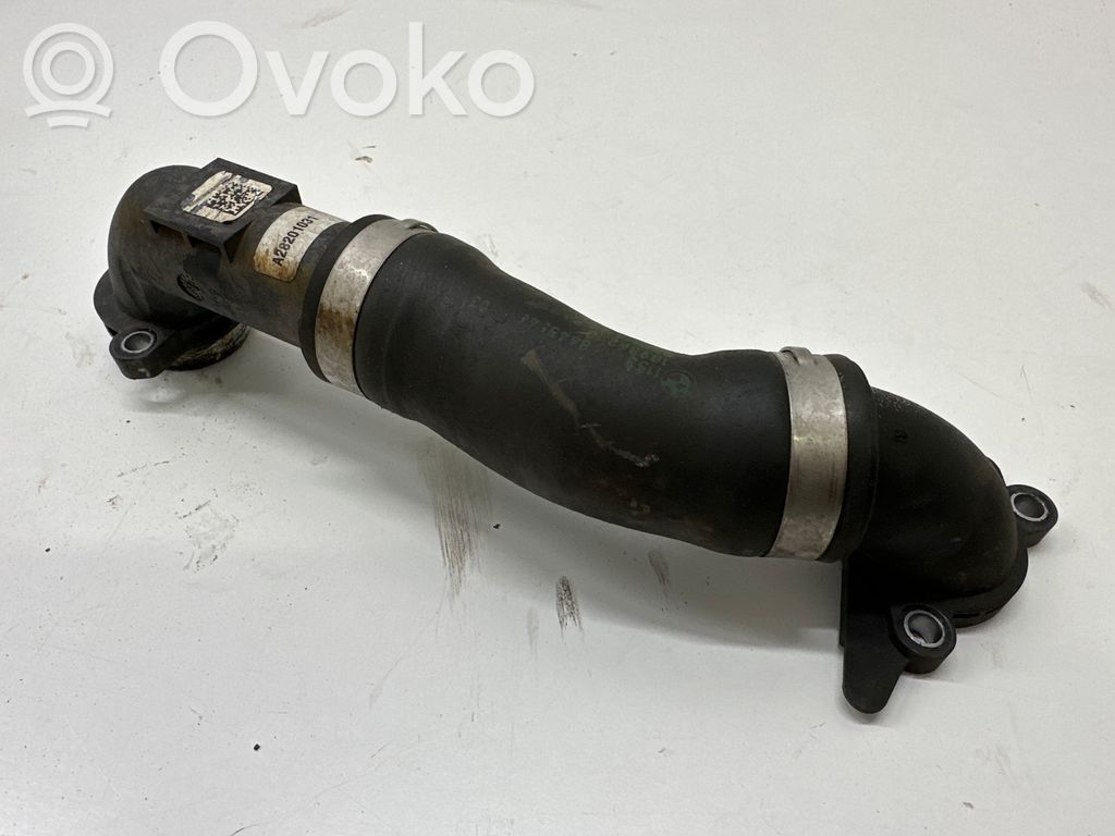 BMW 2 F46 Engine coolant pipe/hose 