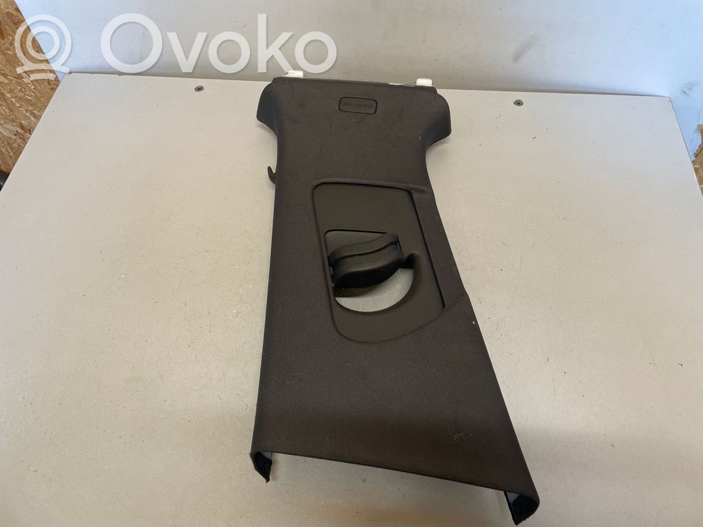 Audi A4 S4 B9 Pilar (B) (superior) 
