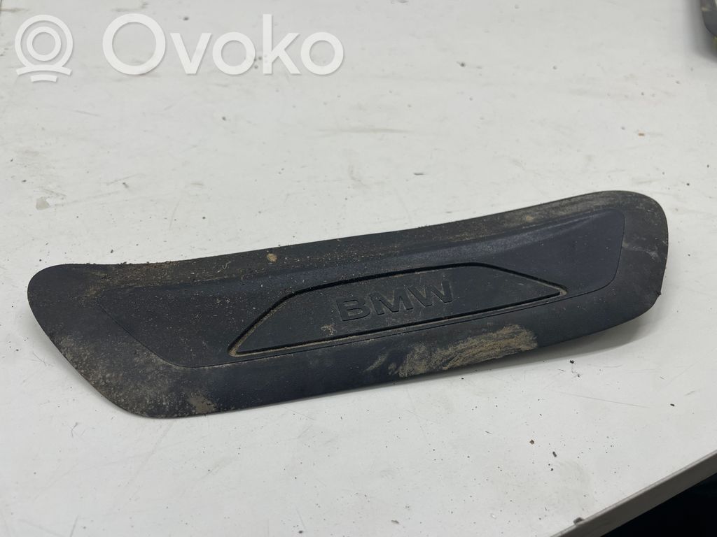 BMW 2 F45 Inny części progu i słupka 