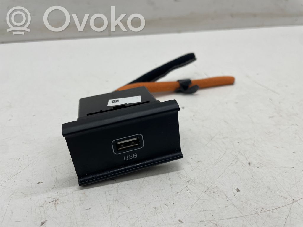 KIA Niro Enchufe conector USB 