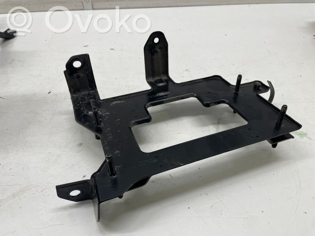 Battery tray