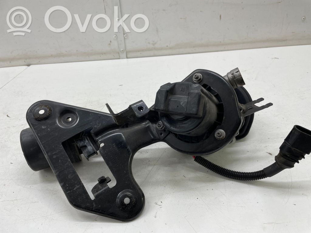 Pompa powietrza wtórnego   079959231C
