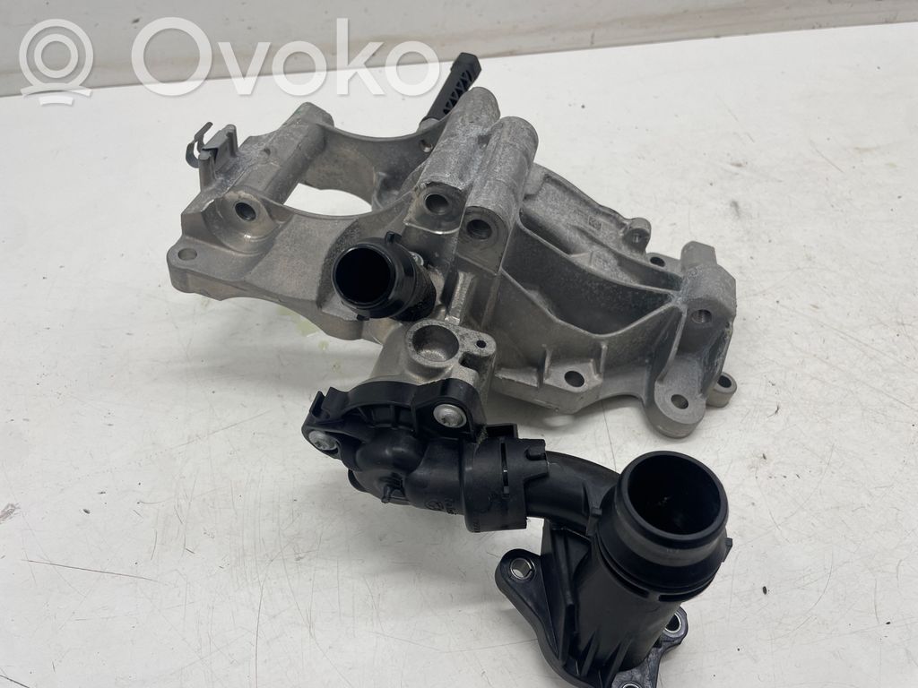 BMW 5 G30 G31 G38 Pompa wody 