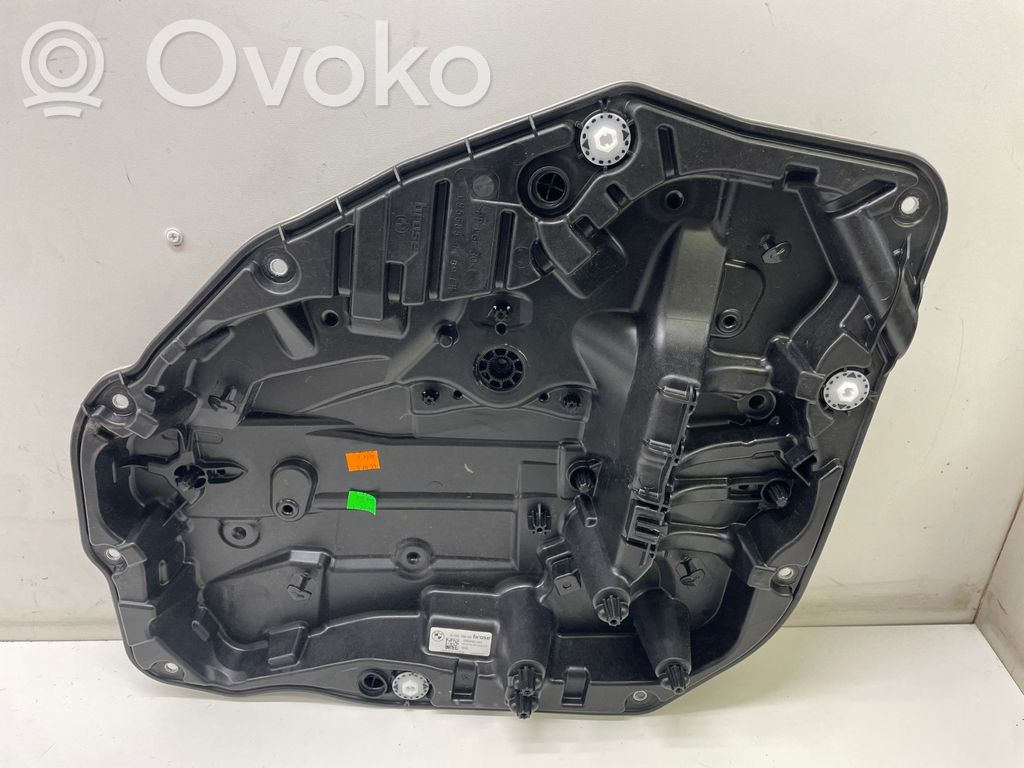 BMW X7 G07 Mechanizm podnoszenia szyby tylnej bez silnika 
