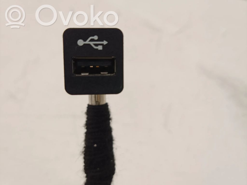 Enchufe conector USB   9247707,9229294