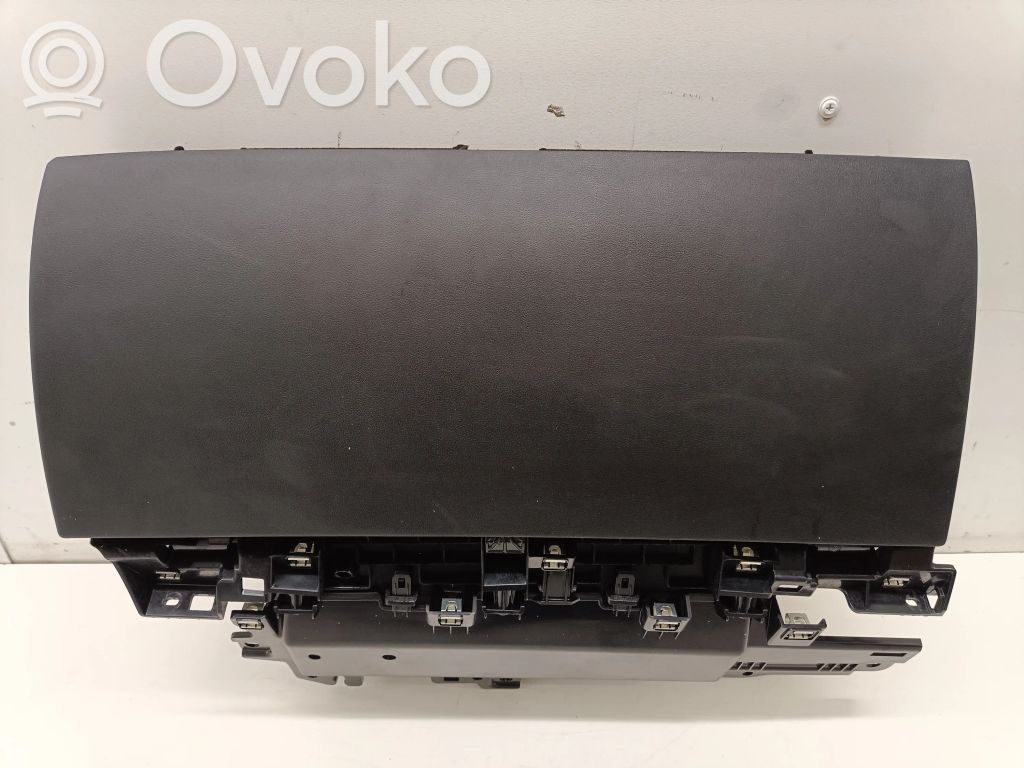 Tesla Model 3 Daiktadėžė 