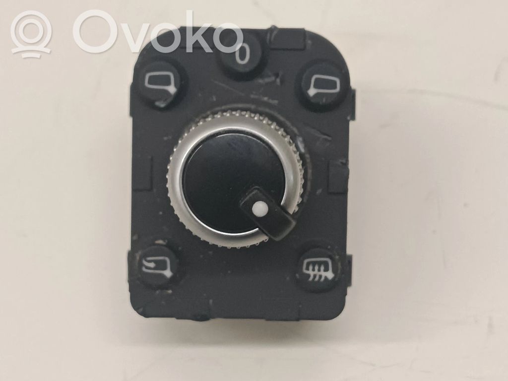 Audi A4 S4 B9 8W Wing mirror switch 
